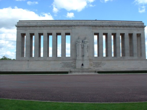 american memoral with laura